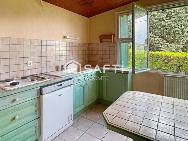 À vendre, Maison de 94 m² avec potentiel, sur un beau terrain arboré de 1000 m² à Salaise-sur-Sanne!!