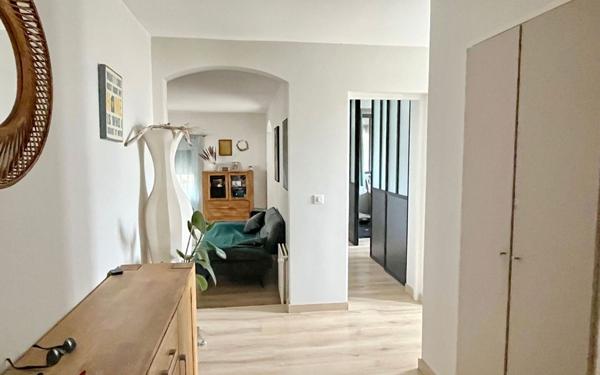 Maison à vendre    8 pièces • 180 m2 Le Cap d'Agde - Agde