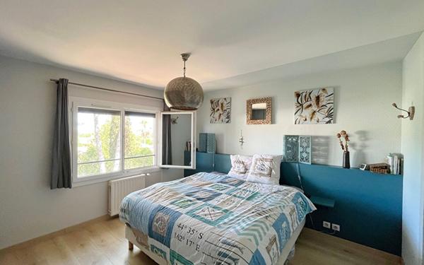 Maison à vendre    8 pièces • 180 m2 Le Cap d'Agde - Agde