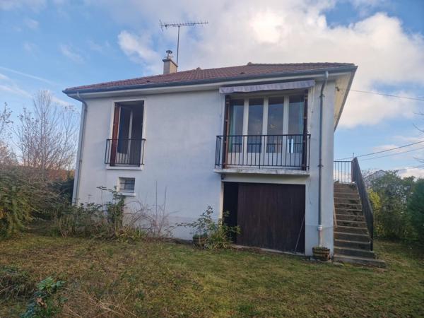 Charmante maison sur sous sol avec terrain,