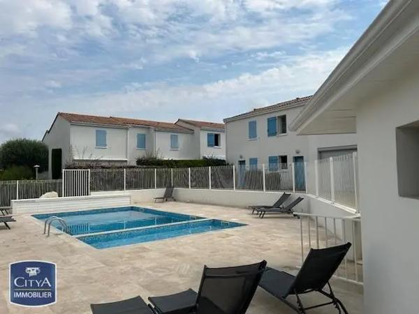 Appartement à louer 2 pièces 48.13m² Vaux-sur-Mer (17640)