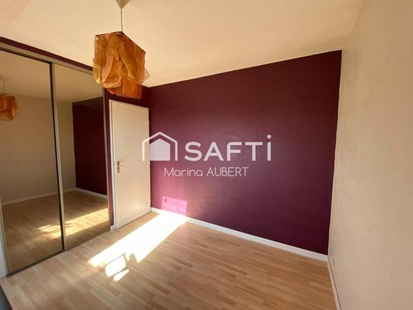 pavillon avec piscine