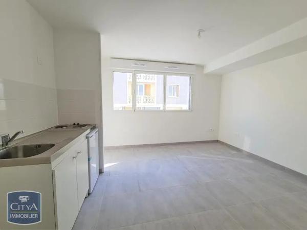 Appartement à louer 1 pièce 22.79m² Le Havre (76600)