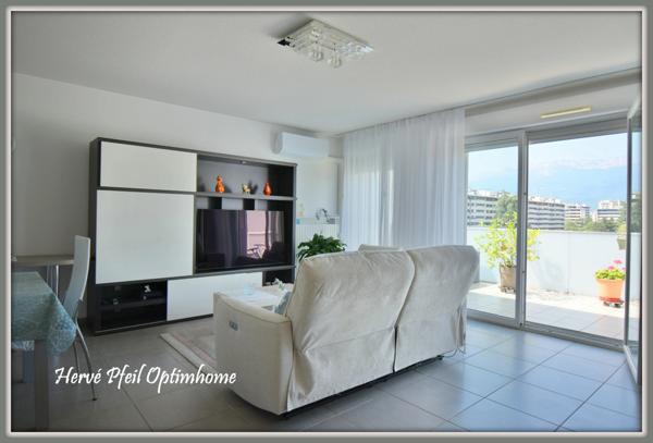 APPARTEMENT AU 5e et DERNIER ETAGE - EXCEPTIONNEL DE CONFORT ET QUALITE