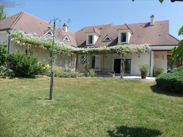 Maison à vendre à Saint-Doulchard dans le Cher (18230), ref : 04128