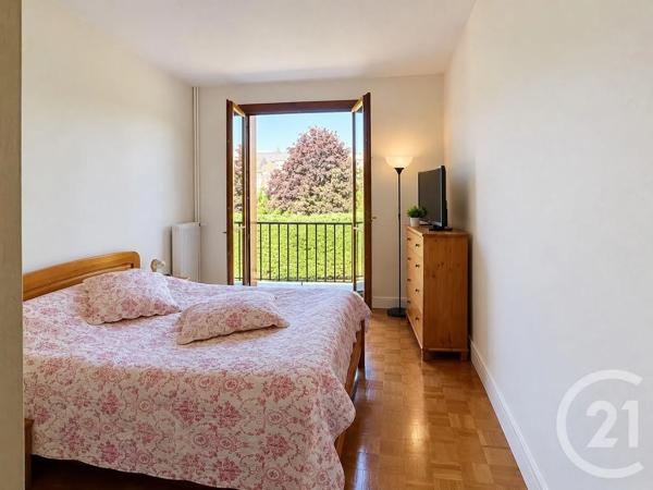 Appartement F3 à vendre  3 pièces - 75,48 m 2   RAMBOUILLET  - 78
