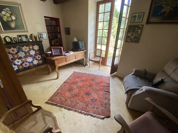 LONGERE de 137 m² habitables