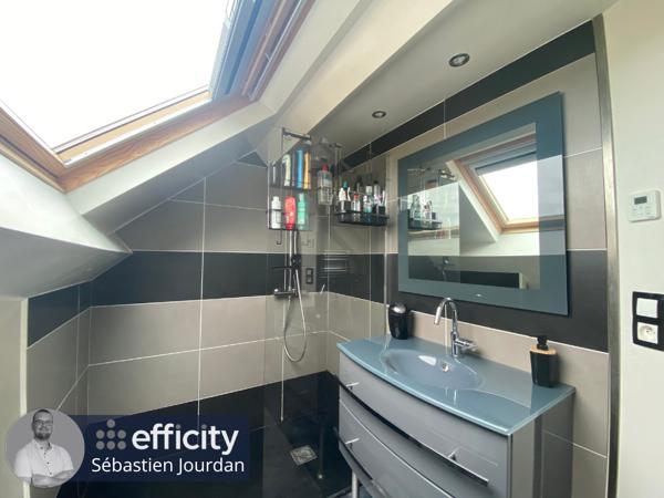 Maison 6 pièces - 136 m²