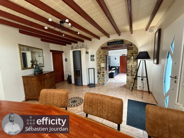 Maison 6 pièces - 136 m²