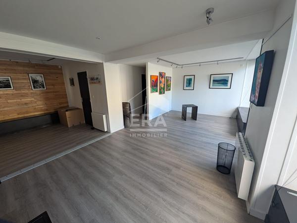 Immeuble avec Local commercial et appartements Tenay