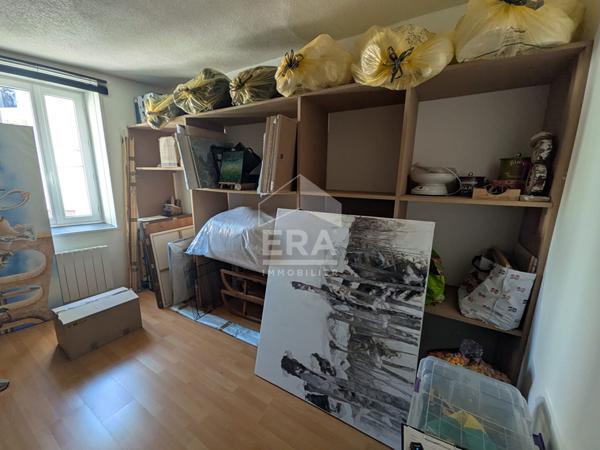 Immeuble avec Local commercial et appartements Tenay