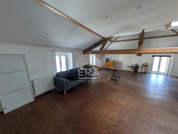 Immeuble avec Local commercial et appartements Tenay