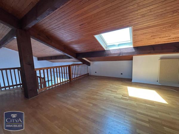 Appartement à louer 5 pièces 112m²