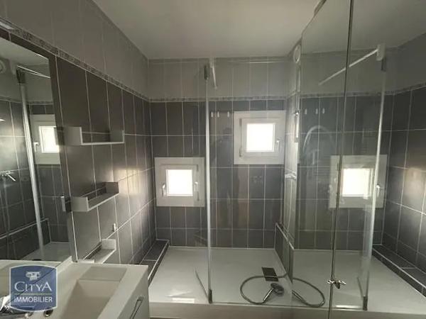 Appartement à louer 4 pièces 112m² Dax (40100)