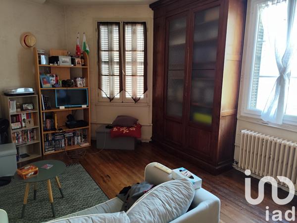 Immeuble à vendre 378 m² Chinon