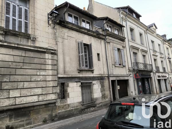 Immeuble à vendre 378 m² Chinon