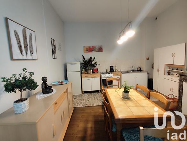 Immeuble à vendre 378 m² Chinon