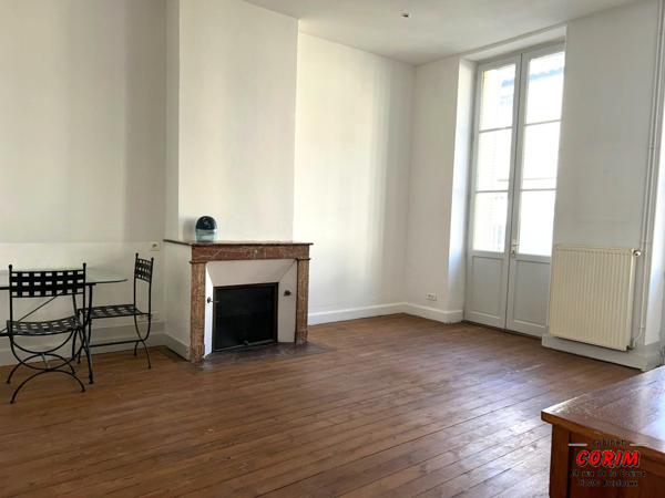 Immeuble en pierre