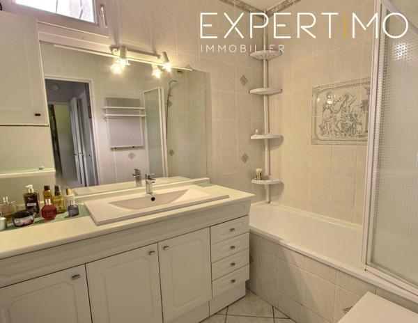 Montigny-le-Bretonneux (78180) APPARTEMENT 4 PIECES - PROCHE GARE ET CENTRE VILLE - BOX - CAVE