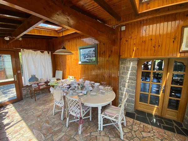 MAISON DE 8 PIECES AVEC UNE DEPENDANCE DE 204 M² Martigne sur mayenne MAISON DE 8 PIECES AVEC UNE DEPENDANCE DE 204 M² Martigne sur mayenne