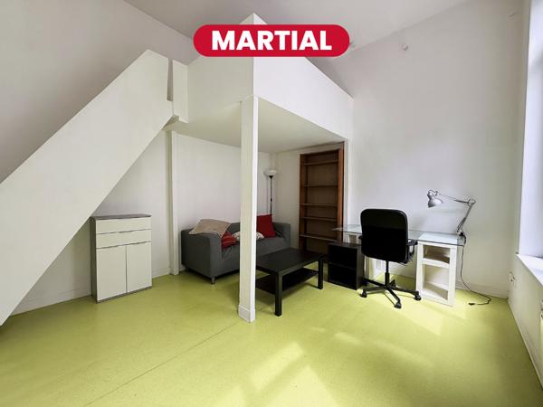 MARTIAL - Studio avec mezzanine - 27 m2 -  République