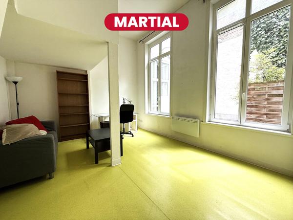 MARTIAL - Studio avec mezzanine - 27 m2 -  République