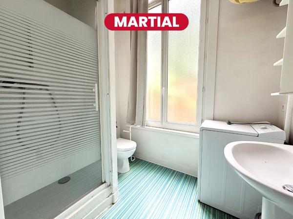 MARTIAL - Studio avec mezzanine - 27 m2 -  République
