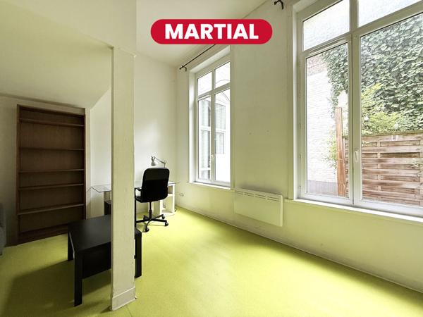 MARTIAL - Studio avec mezzanine - 27 m2 -  République