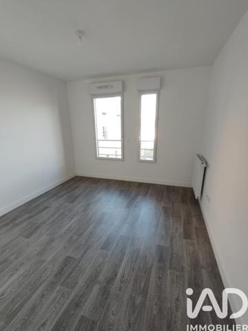 Appartement à vendre 2 pièces 47 m² Luzarches