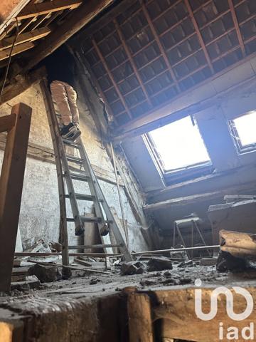 Grange 2 pièces de 55 m² à Dammartin-en-Goële (77230)