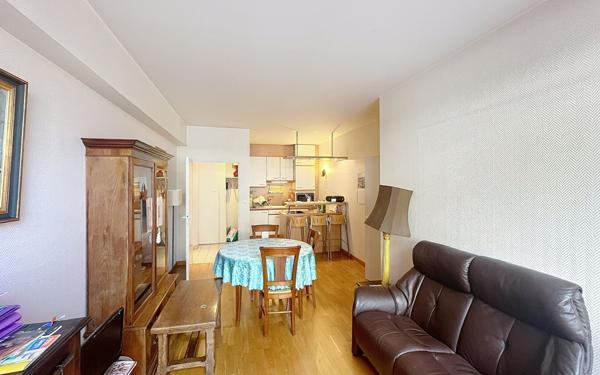 Appartement à vendre    2 pièces • 49,20 m2 Tours