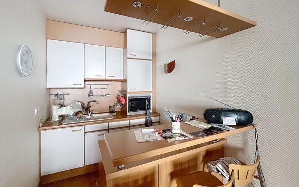 Appartement à vendre    2 pièces • 49,20 m2 Tours