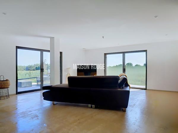 RARE À COMBOURG ! Maison contemporaine de 190 m² 5 chambres Terrain de 2 000 m² DPE A