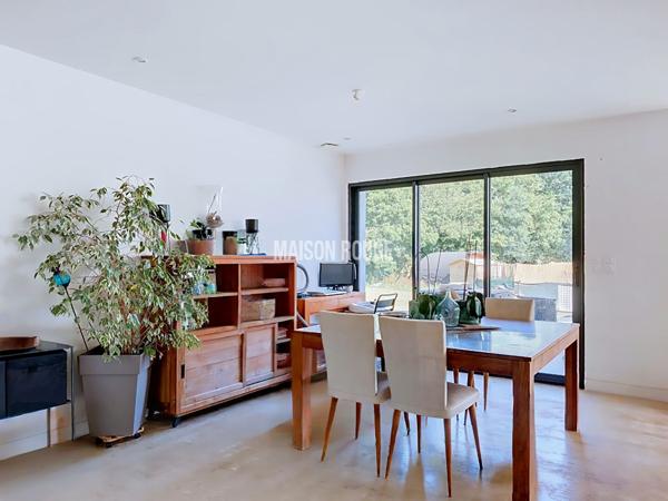 RARE À COMBOURG ! Maison contemporaine de 190 m² 5 chambres Terrain de 2 000 m² DPE A