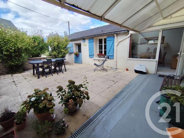 Maison à vendre  6 pièces - 135,30 m 2   LA CHATRE  - 36