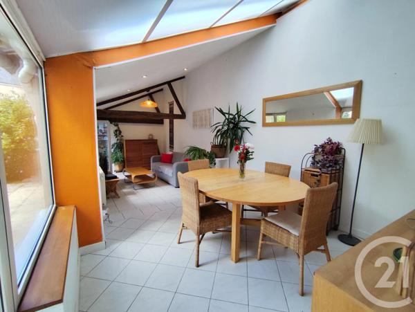 Maison à vendre  6 pièces - 135,30 m 2   LA CHATRE  - 36