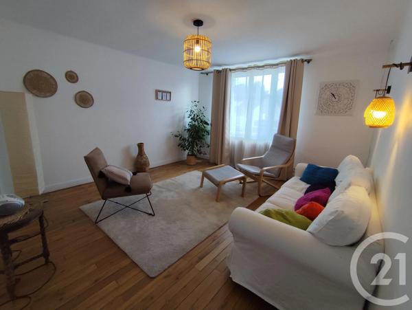 Maison à vendre  6 pièces - 135,30 m 2   LA CHATRE  - 36