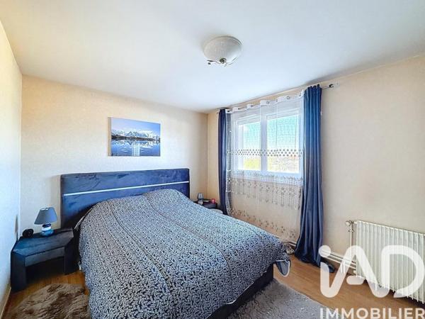 Maison à vendre 5 pièces 93 m² Saint-Quentin-Fallavier