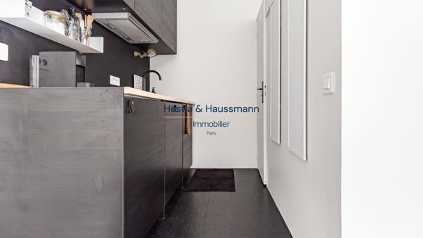 Titre : Superbe Studio 22m² refait à neuf – Paris 9ème – Tout équipé