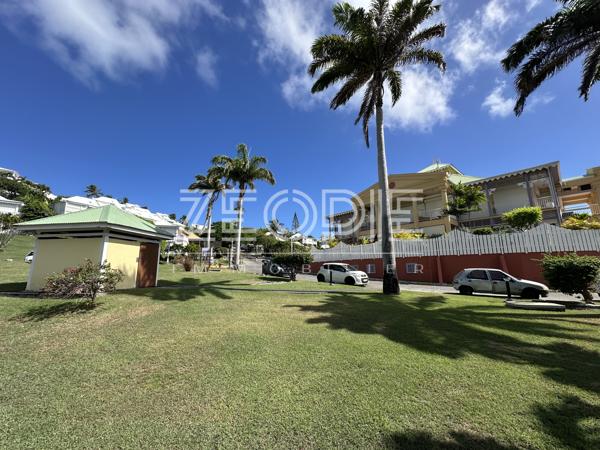 Exclusivité ZEOPIE Immobilier : Studio meublé Anse des Rochers à SAINT-FRANCOIS.