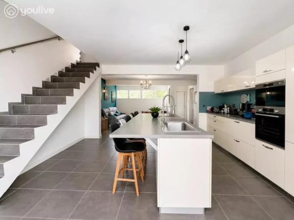 Sainte Luce -Plage à 500m- villa T4 piscine, bungalow et T3