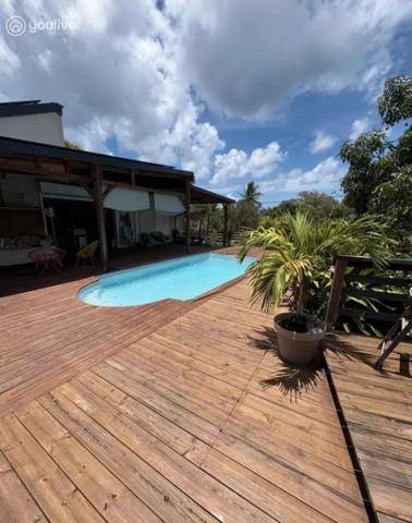 Sainte Luce -Plage à 500m- villa T4 piscine, bungalow et T3
