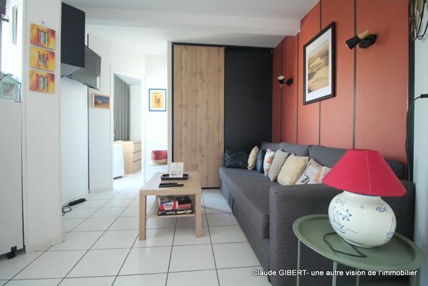Appartement T2 : 35.67 m2 au 2eme étage en centre-ville entièrement rénové + cave