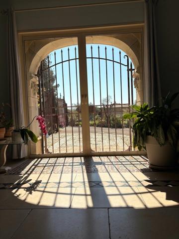 AU CALME DANS UN ENVIRONNEMENT NATURE PROCHE DES DENTELLES