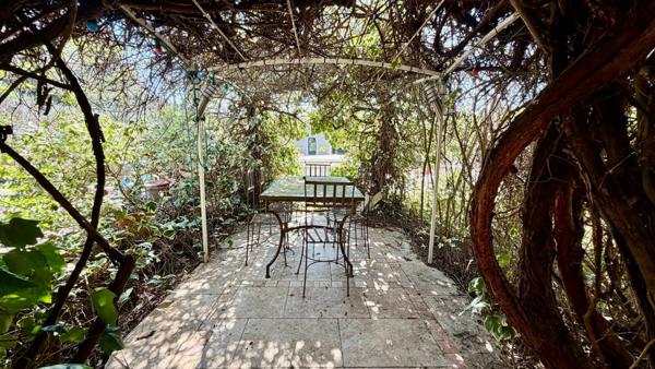 AU CALME DANS UN ENVIRONNEMENT NATURE PROCHE DES DENTELLES