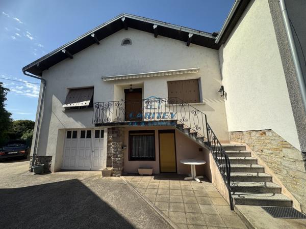Maison - 104.5m² - 4 pièces - LURE (70200)