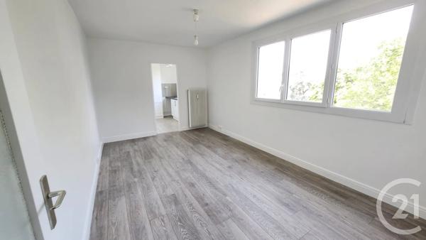 Appartement F2 à vendre  2 pièces - 29,75 m 2   VINCENNES  - 94