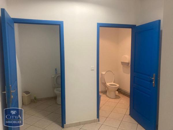 Local commercial à louer 253m²