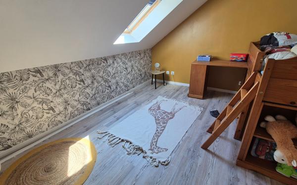 Maison à vendre    9 pièces • 300 m2 Criquebeuf-sur-Seine