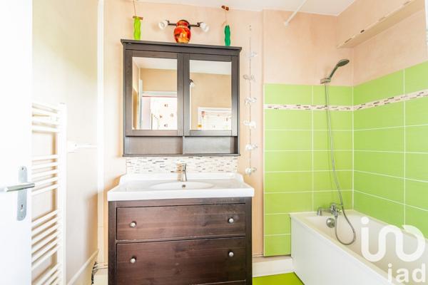 Duplex 4 pièces de 69 m² à Cenon (33150)